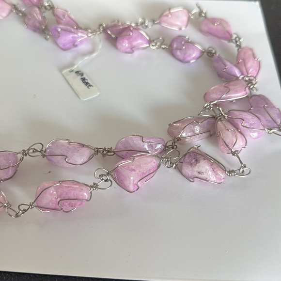 68 Agate Necklace - Picture 2 of 4